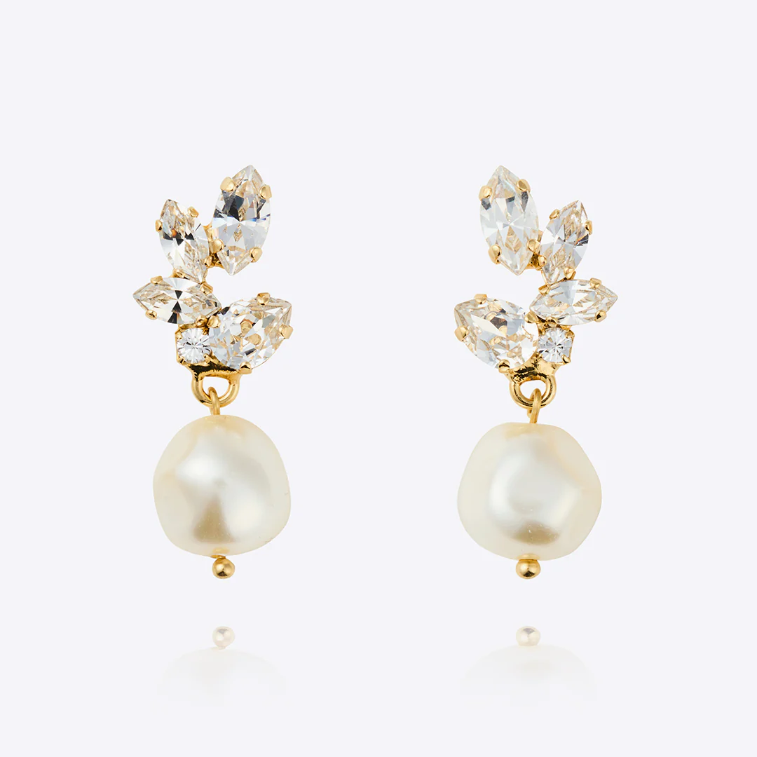 Caroline Svedbom pearls of promise earrings gold close up